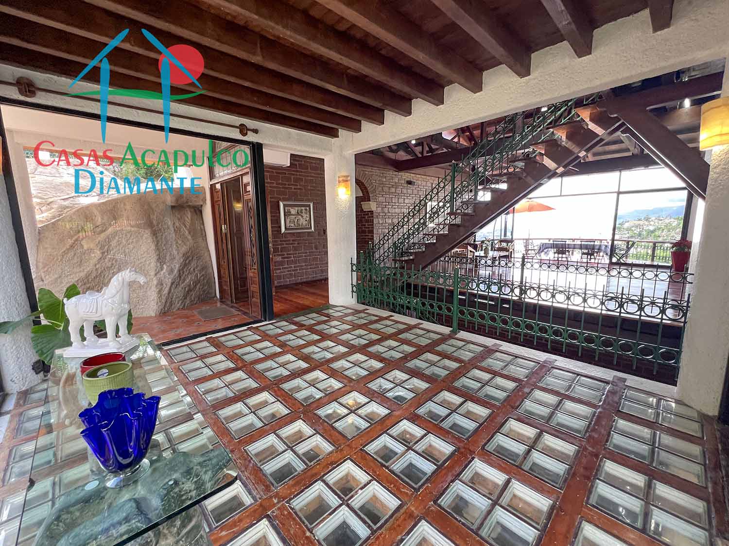 Villa Leonor - Vestíbulo de acceso 8